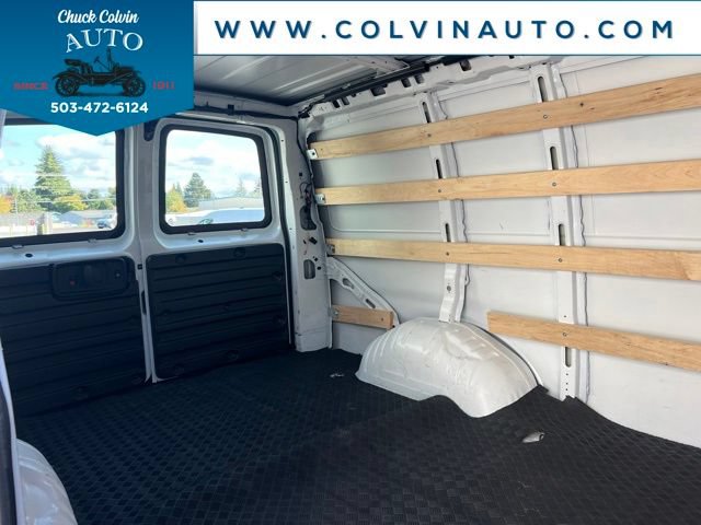 Used 2025 Chevrolet Express 2500 w/ Driver Convenience Package RWD image 20