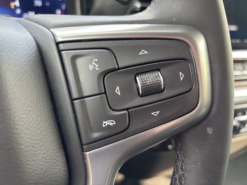Used 2023 Chevrolet Silverado 1500 RST w/ Z71 Off-Road Package AWD/4WD image 23