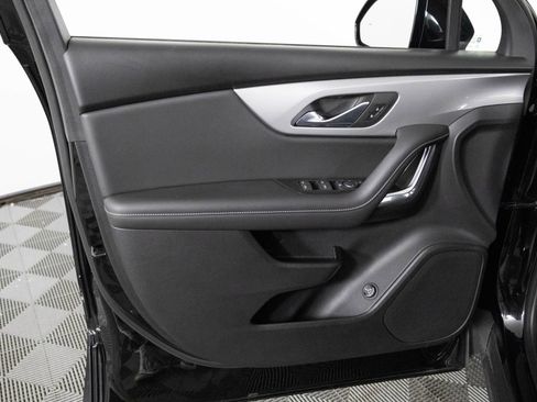 Certified 2023 Chevrolet Blazer LT w/ Convenience Package image 35