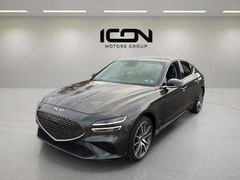 Used 2025 Genesis G70 2.5T image 11