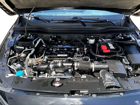 Used 2020 Honda Accord EX image 28
