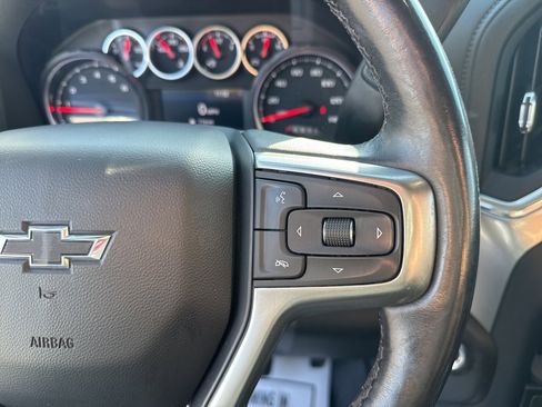 Used 2022 Chevrolet Silverado 1500 LT Trail Boss w/ LPO, Dark Essentials Package image 31