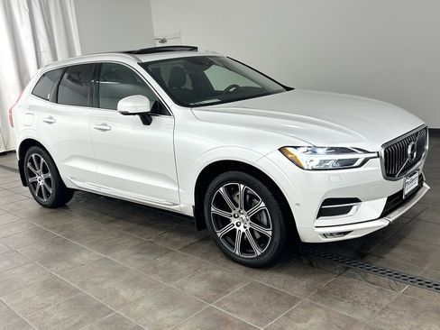 Used 2018 Volvo XC60 T6 Inscription w/ Luxury Seat Package image 6