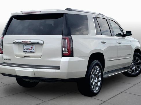 Used 2015 GMC Yukon Denali w/ Touring Package AWD/4WD image 12