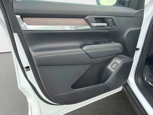 New 2026 GMC Terrain Denali AWD/4WD image 17