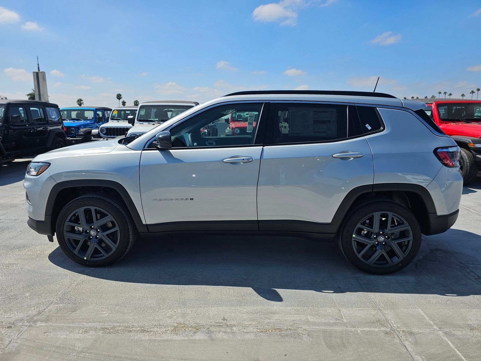 New 2026 Jeep Compass Latitude AWD/4WD image 5