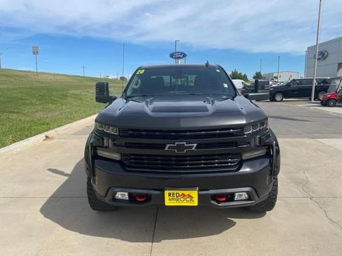 Used 2020 Chevrolet Silverado 1500 LT Trail Boss AWD/4WD image 9