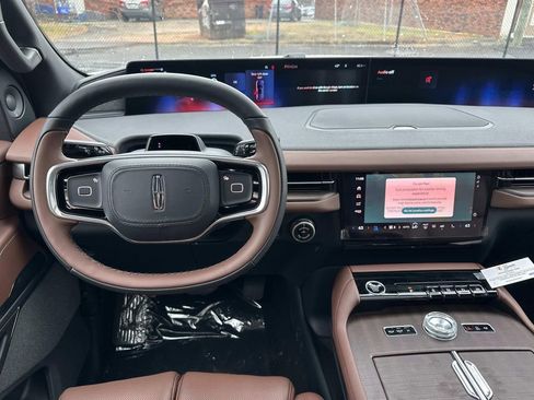 New 2026 Lincoln Navigator Reserve image 27