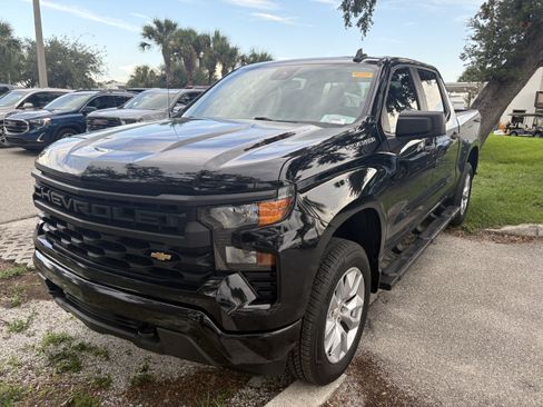 Certified 2023 Chevrolet Silverado 1500 Custom RWD image 3
