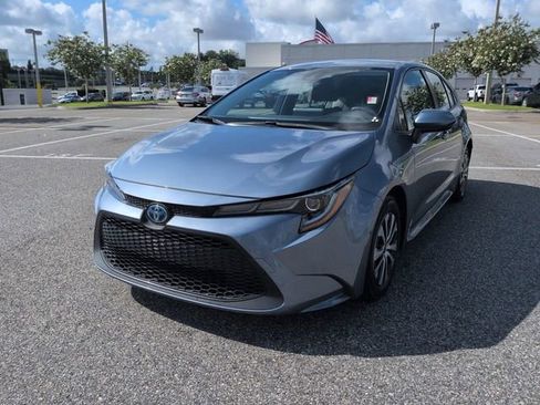 Certified 2022 Toyota Corolla LE FWD image 8