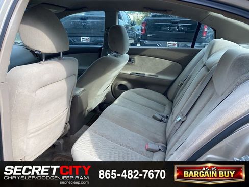 Used 2005 Nissan Altima 2.5 S w/ (S02) Side Airbags Pkg FWD image 10