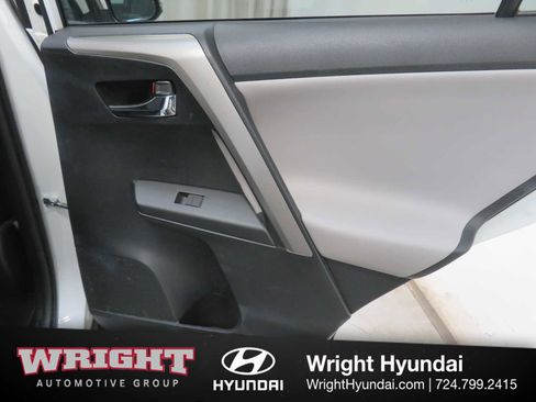 Used 2016 Toyota RAV4 XLE w/ Convenience Package image 15