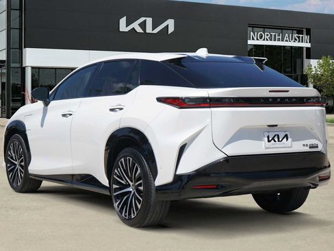 Used 2023 Lexus RZ 450e Premium w/ Technology Package AWD/4WD image 4