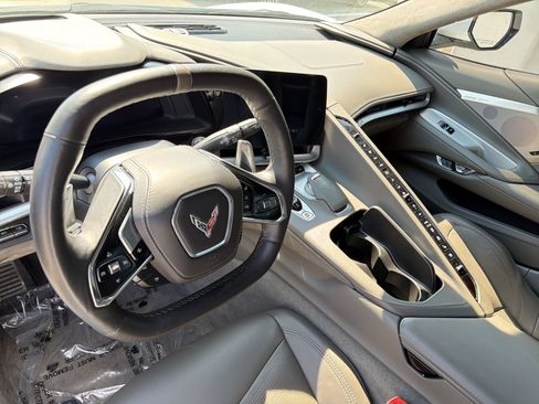 Used 2024 Chevrolet Corvette Stingray Premium Cpe w/ 3LT RWD image 26