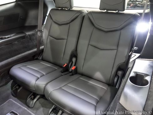 Used 2020 Cadillac XT6 Premium Luxury AWD/4WD image 16