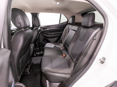 Used 2021 Buick Encore GX Select FWD image 32