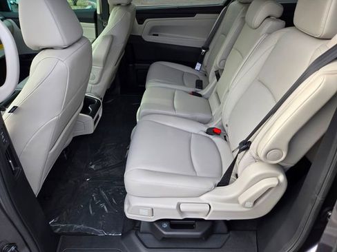 New 2026 Honda Odyssey EX-L image 8