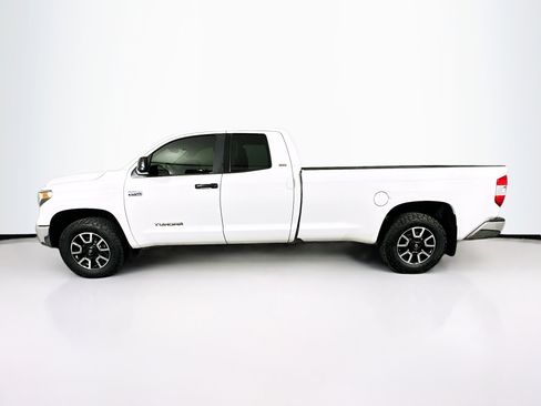 Used 2018 Toyota Tundra SR5 w/ SR5 Upgrade Package image 4