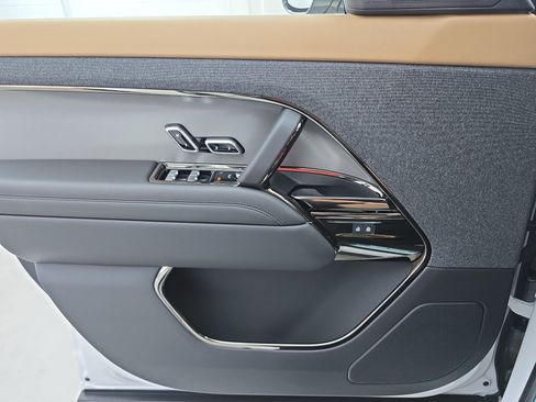 New 2026 Land Rover Range Rover Sport Dynamic SE image 27