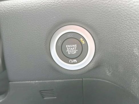 New 2026 Chrysler Pacifica Select w/ S Appearance Package FWD image 27