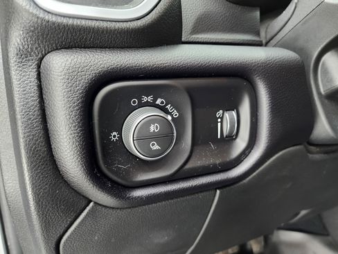 Used 2022 RAM 2500 Big Horn w/ Night Edition image 38