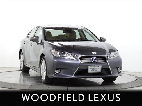 Used 2014 Lexus ES 300h image 1