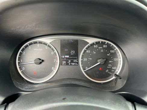Used 2024 Nissan Kicks S FWD image 19