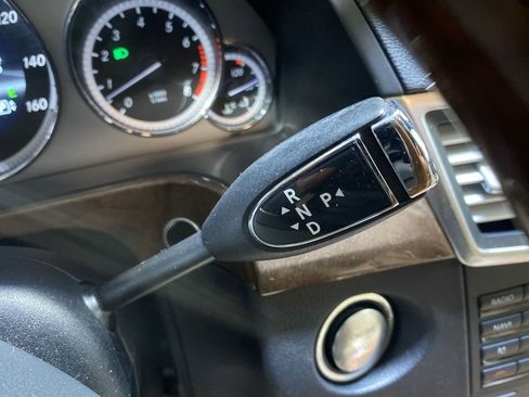 Used 2013 Mercedes-Benz E 350 4MATIC Wagon image 17