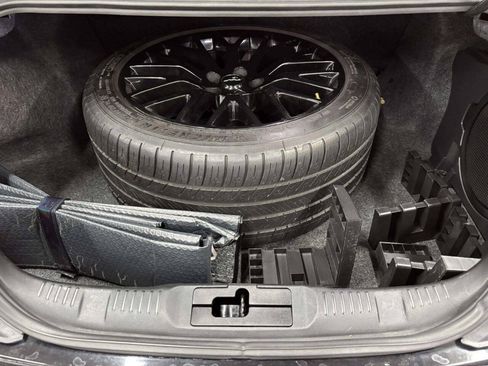 Used 2019 Ford Mustang GT Premium w/ GT Performance Package RWD image 6