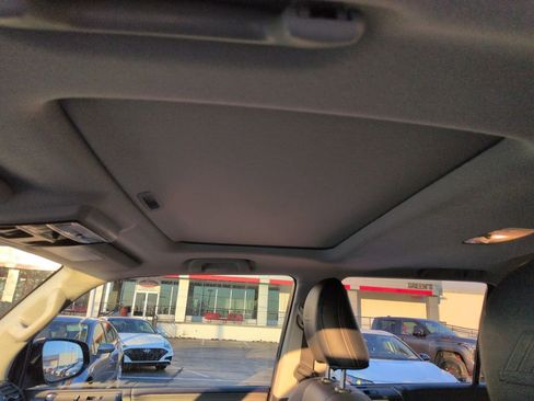 Certified 2023 Toyota 4Runner 40th Anniversary SE image 21