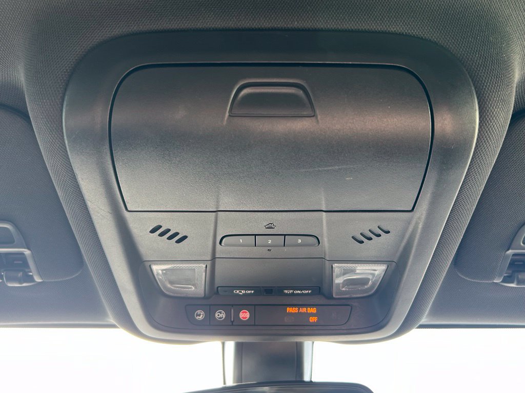 Used 2018 Chevrolet Equinox LT FWD image 25