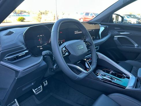 New 2025 Audi SQ5 Premium Plus image 20