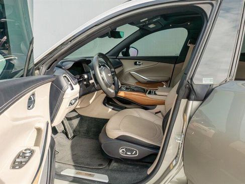 Used 2023 Aston Martin DBX 707 image 57