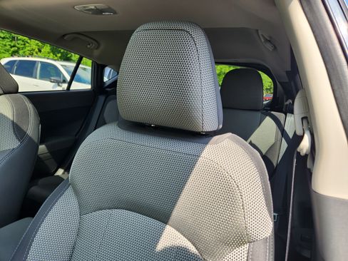 Certified 2024 Subaru Crosstrek 2.0i Premium AWD/4WD image 11