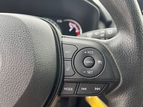 Used 2024 Toyota RAV4 LE AWD/4WD image 24