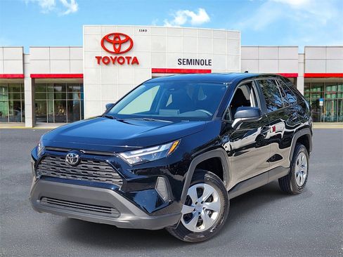 Used 2025 Toyota RAV4 LE image 1