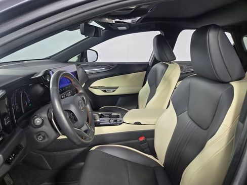 Used 2024 Lexus NX 350h AWD image 16