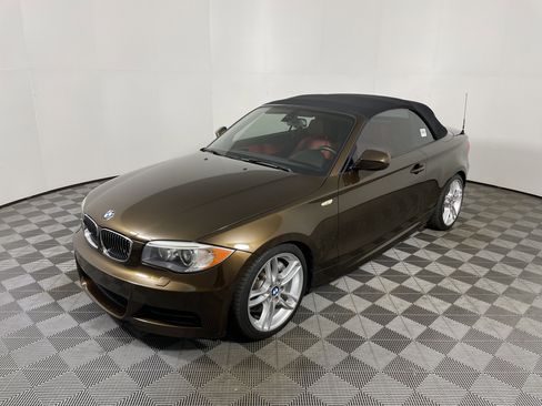 Used 2012 BMW 135i Convertible image 9