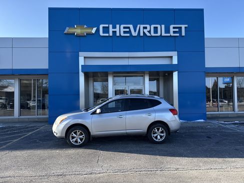 Used 2010 Nissan Rogue SL image 2