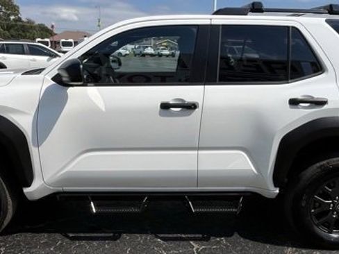 Used 2025 Toyota 4Runner SR5 image 5