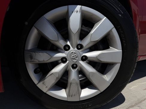 Used 2016 Toyota Corolla FWD image 9