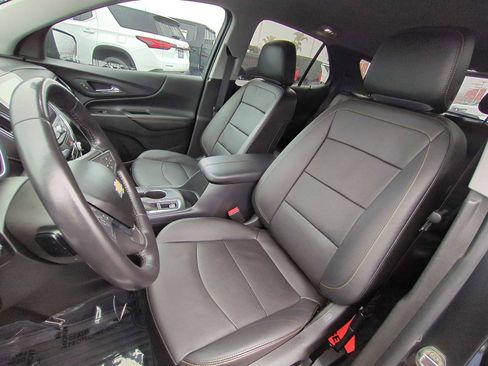 Used 2020 Chevrolet Equinox Premier image 23