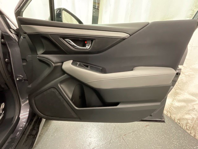 Used 2025 Subaru Outback Premium AWD/4WD image 22
