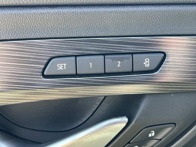 Used 2022 GMC Terrain SLT w/ Infotainment Package II FWD image 30