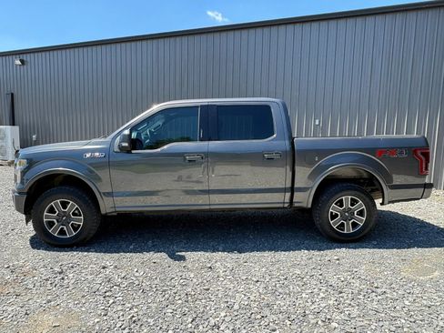 Used 2017 Ford F150 XLT w/ Equipment Group 302A Luxury AWD/4WD image 8