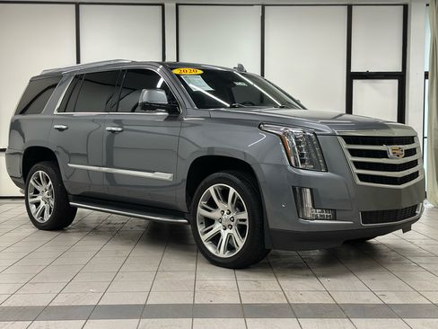 Used 2020 Cadillac Escalade Luxury image 1