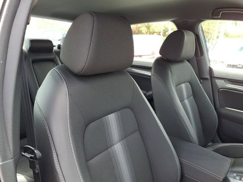 Used 2025 Honda Civic Sport image 11