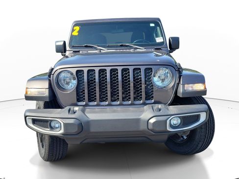 Used 2022 Jeep Gladiator Sport AWD/4WD image 2