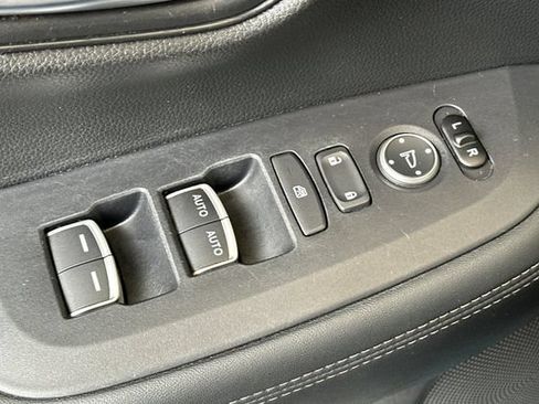 Certified 2024 Honda HR-V EX-L image 13