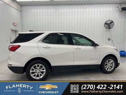 Used 2020 Chevrolet Equinox LT image 2